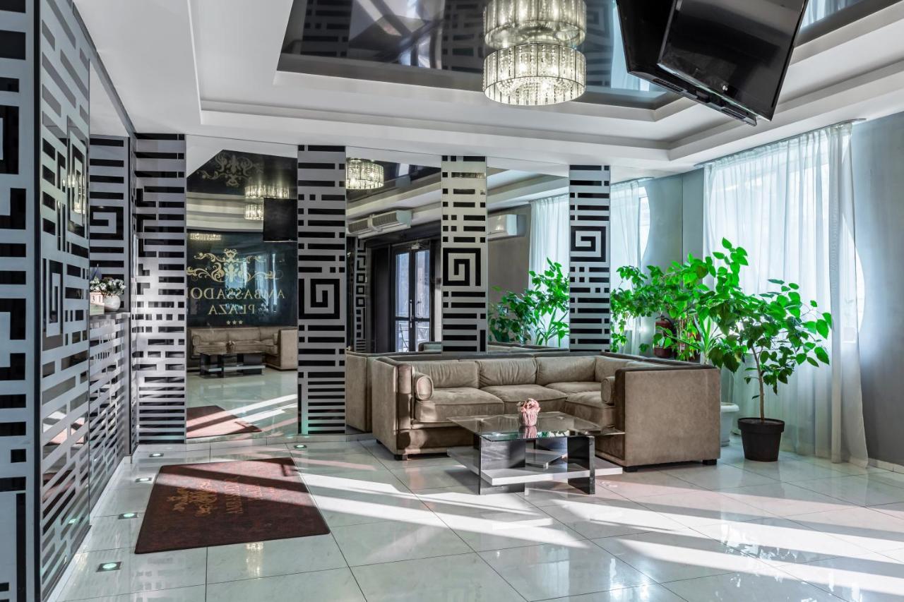 Ambassador Plaza Hotel